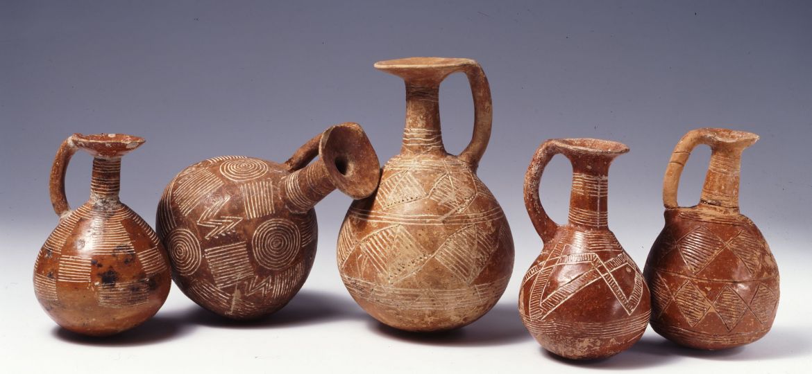 z264,070,024,645,268