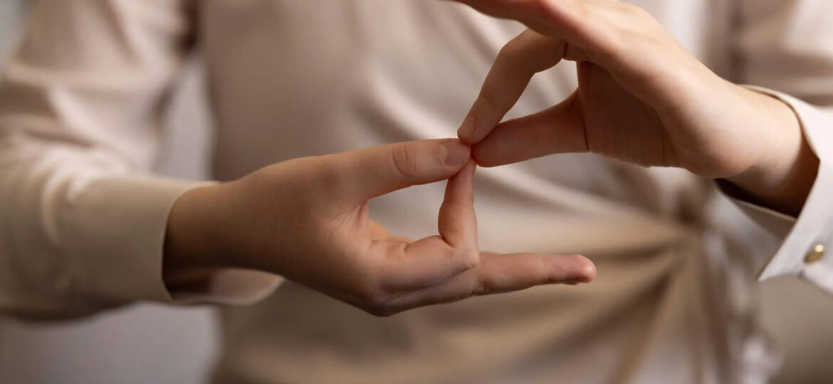 videothumb_sign-language-1920x1080.jpeg